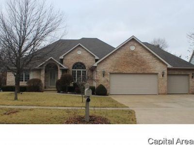 113 Manor Hill Dr, Chatham, IL, 62629