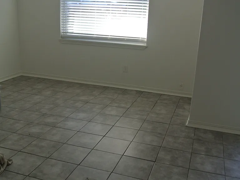 1801 Labette Manor Dr #7 — Photo 10