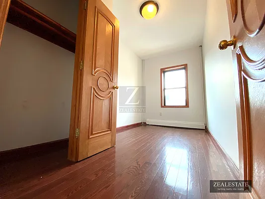 Rented by ZealEstate Group Inc | media 28