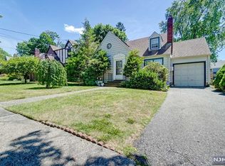 520 Tilden Ave, Teaneck, NJ 07666