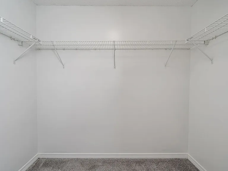 4660 Dove Way — Photo 22
