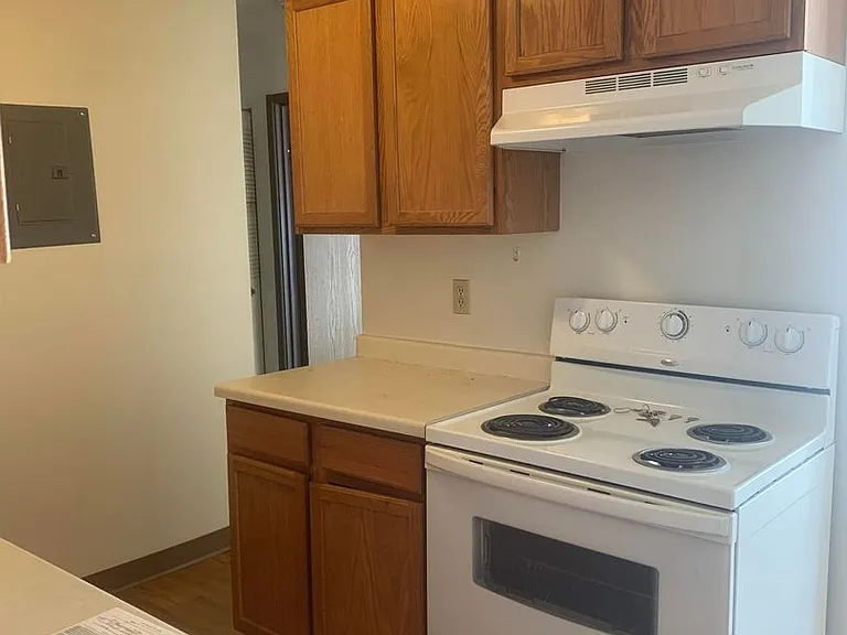 Park Place West Apartments — Photo 52