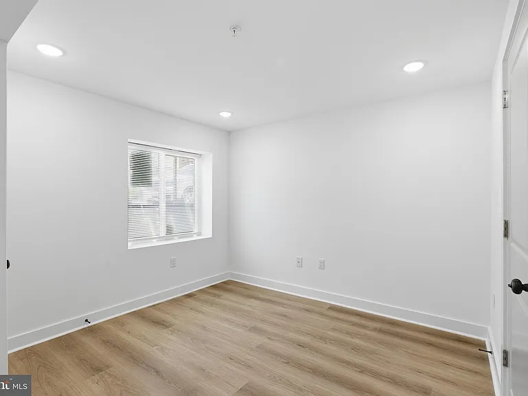 617 W Cumberland St #1 — Photo 10
