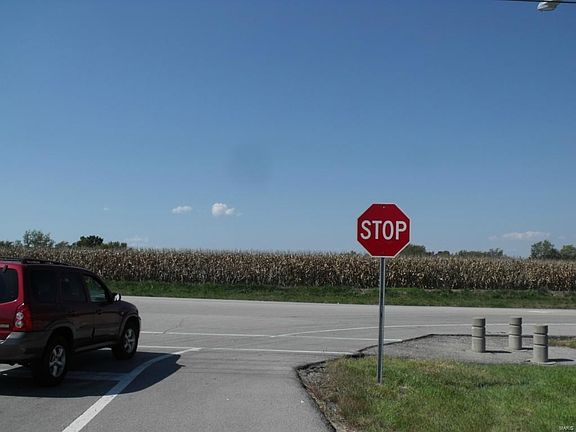 4th image of 1815 Lake Saint Louis Blvd