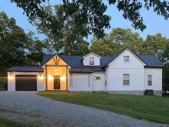 8822 Dayton Springfield Rd, Fairborn, OH 45324