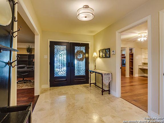 4th image of 203 Chattington Ct