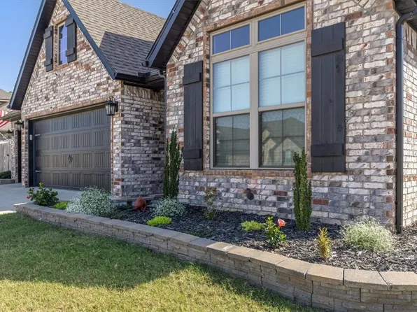 1163 Marcello Ave, Springdale, AR 72762