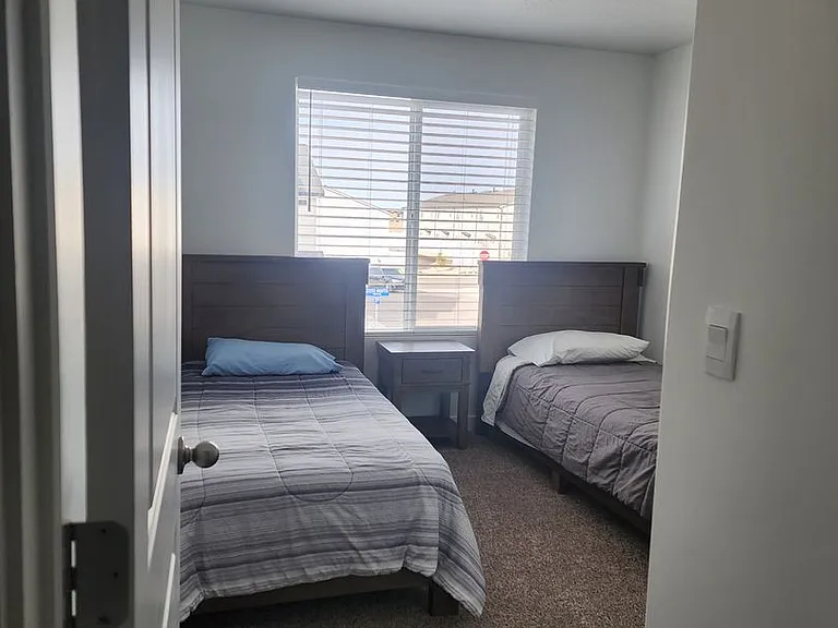 379 N 2050 W — Photo 6
