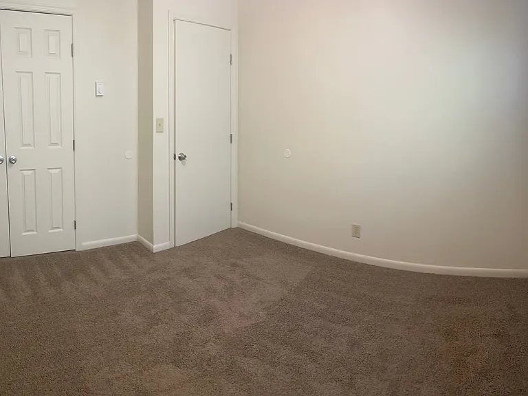 333 Audubon Dr — Photo 4