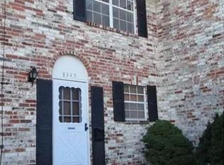 8345 Mackey St, Overland Park, KS 66212