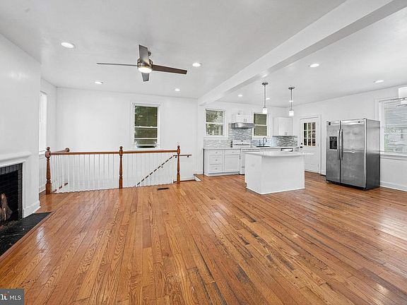 4th image of 3303 Dorchester Rd