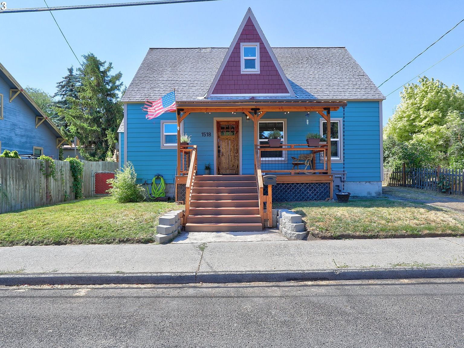 1518 E 12th St, The Dalles, OR 97058 Zillow