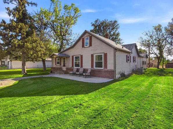 139 5th St, Kersey, CO 80644