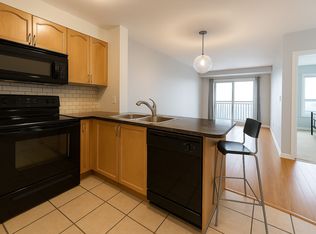 10 Mendelssohn St #317, Toronto, ON M1L 0G7