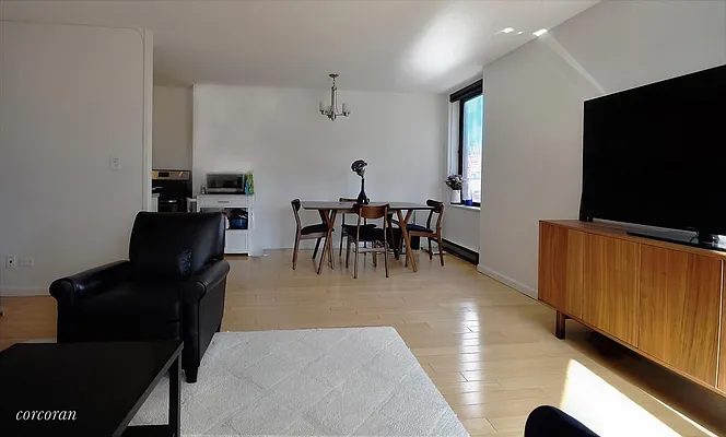 Rented by Corcoran | media 11