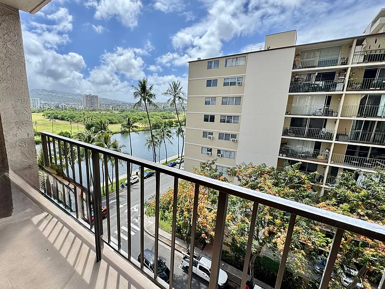2345 Ala Wai Blvd #916 — Photo 5