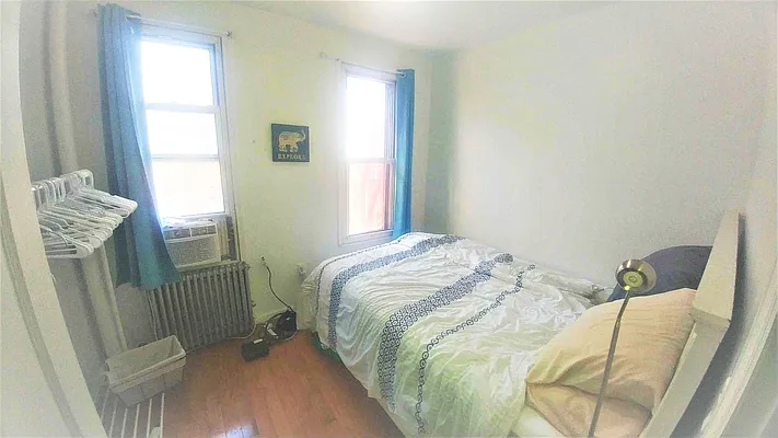 Rented by Downtown Mgt & Realty LLC | media 9