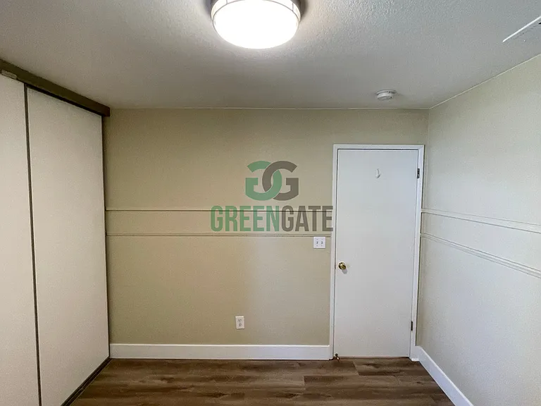 1660 Etta Way — Photo 24