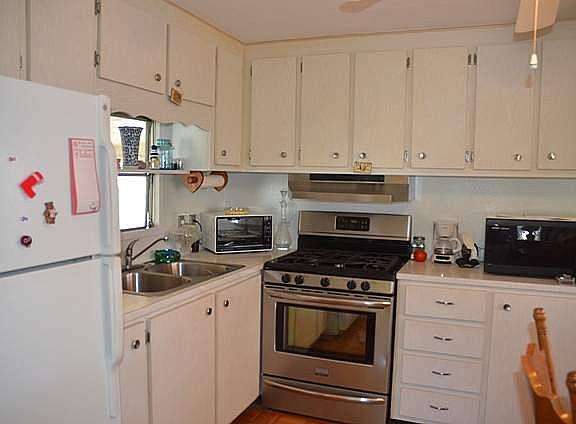 3rd image of 622 Sandpiper Dr