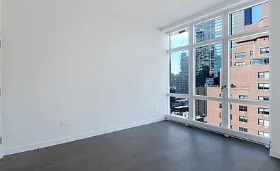 Rented by R New York