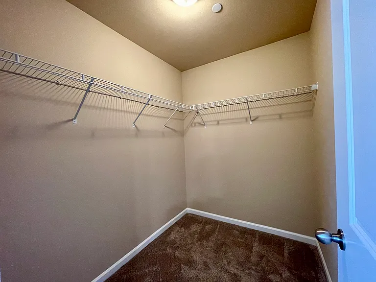 102 Alpha Ln — Photo 11