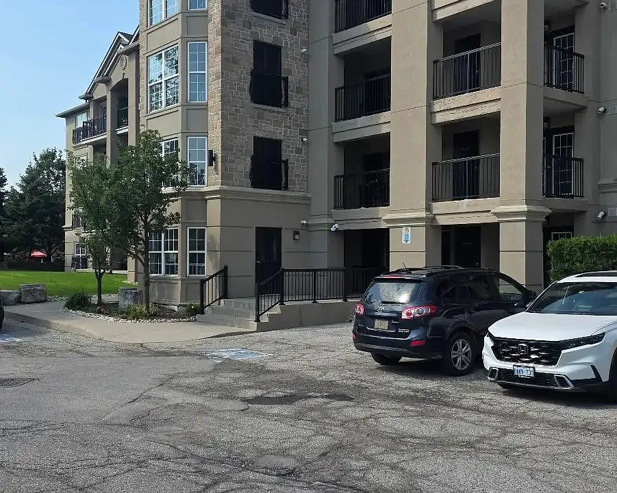 1479 Maple Ave #108