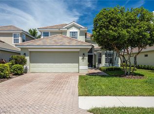 2472 Blackburn Cir, Cape Coral, FL 33991