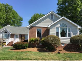 2044 Hearthwood Ct, Greensboro, NC 27407