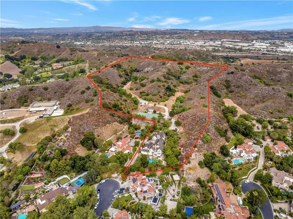 2 Via Terracaleta, Coto De Caza, CA 92679
