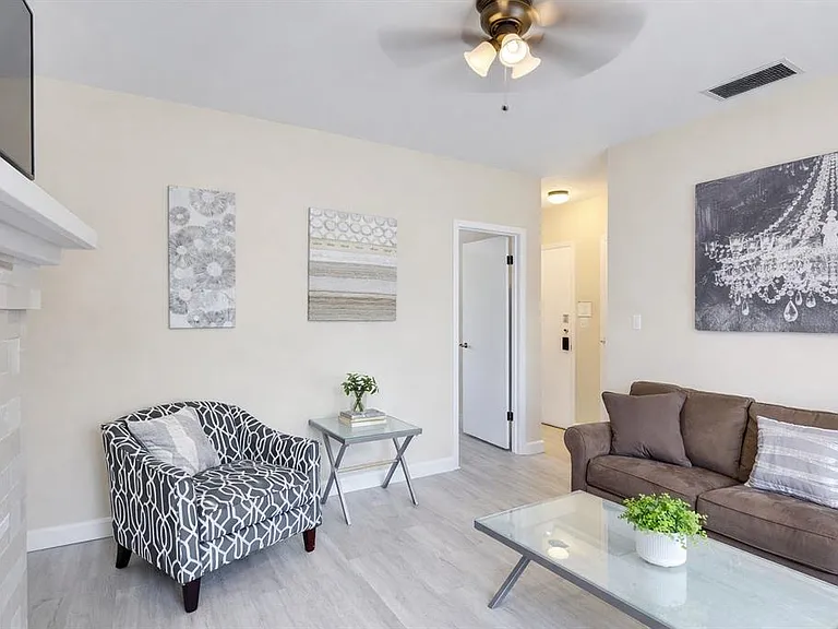 501 S Magnolia Ave #3 — Photo 5