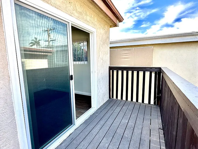 737 Center Pl — Photo 10