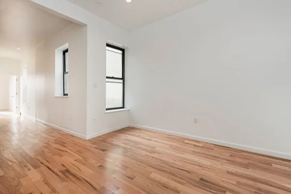 Rented by Blip LLC | media 6