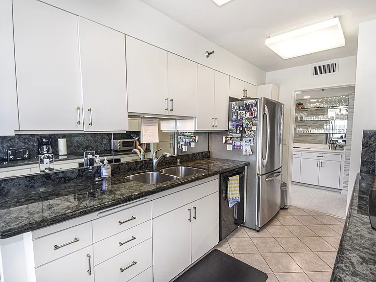 1750 Avenida Del Mundo Unit #804 — Photo 8