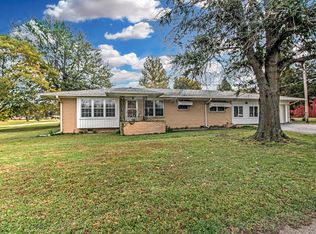 137 S Hill St, Nowata, OK 74048