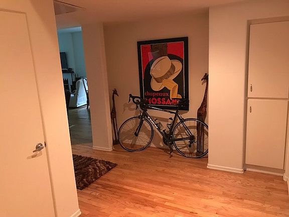3rd image of 133 S Flores St APT 2D