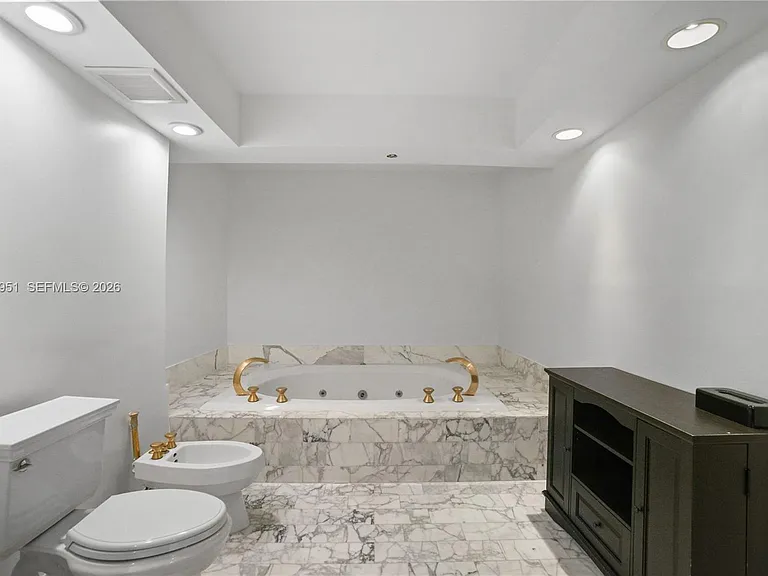 19355 Turnberry Way #25GR — Photo 20