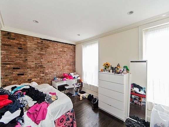 4th image of 379 3rd Ave #2E