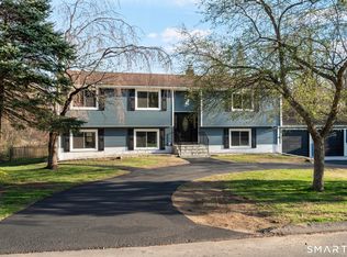 11 Lane Street, Shelton, CT 06484