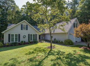 7331 Potter Rd, Matthews, NC 28104