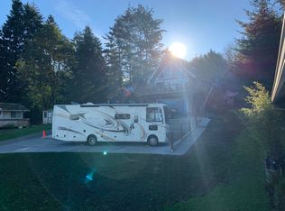 108 S Harrington Lagoon Rd, Coupeville, WA 98239