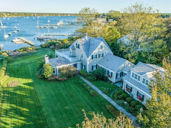 81 S Water St, Edgartown, MA 02539