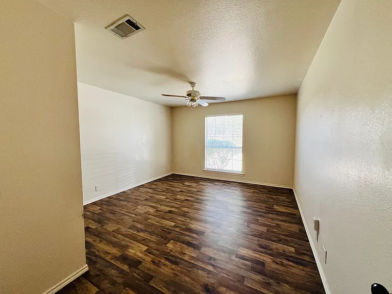 2905 Bluebird Ln — Photo 11