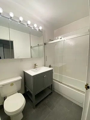 Rented by MOTION New York | media 9