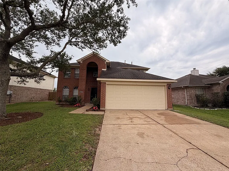 4406 Eaglewood Trail Dr — Photo 2