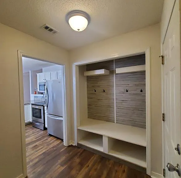 1516 Oakhill Rd — Photo 14