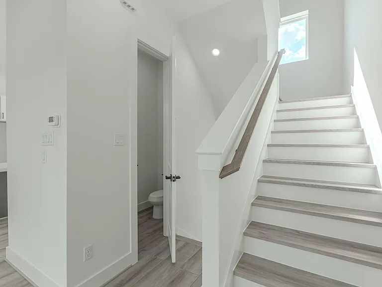 7735 Hammerly Blvd — Photo 33