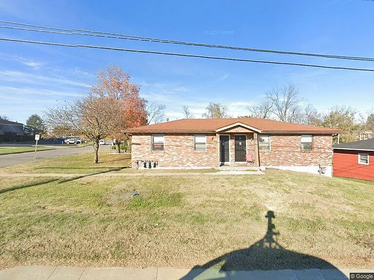 2203 Clark Ln #D