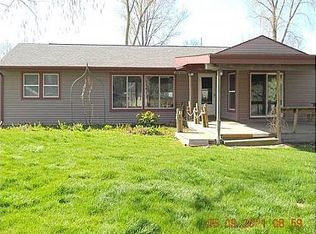 3943 Kawkawlin River Dr, Bay City, MI 48706