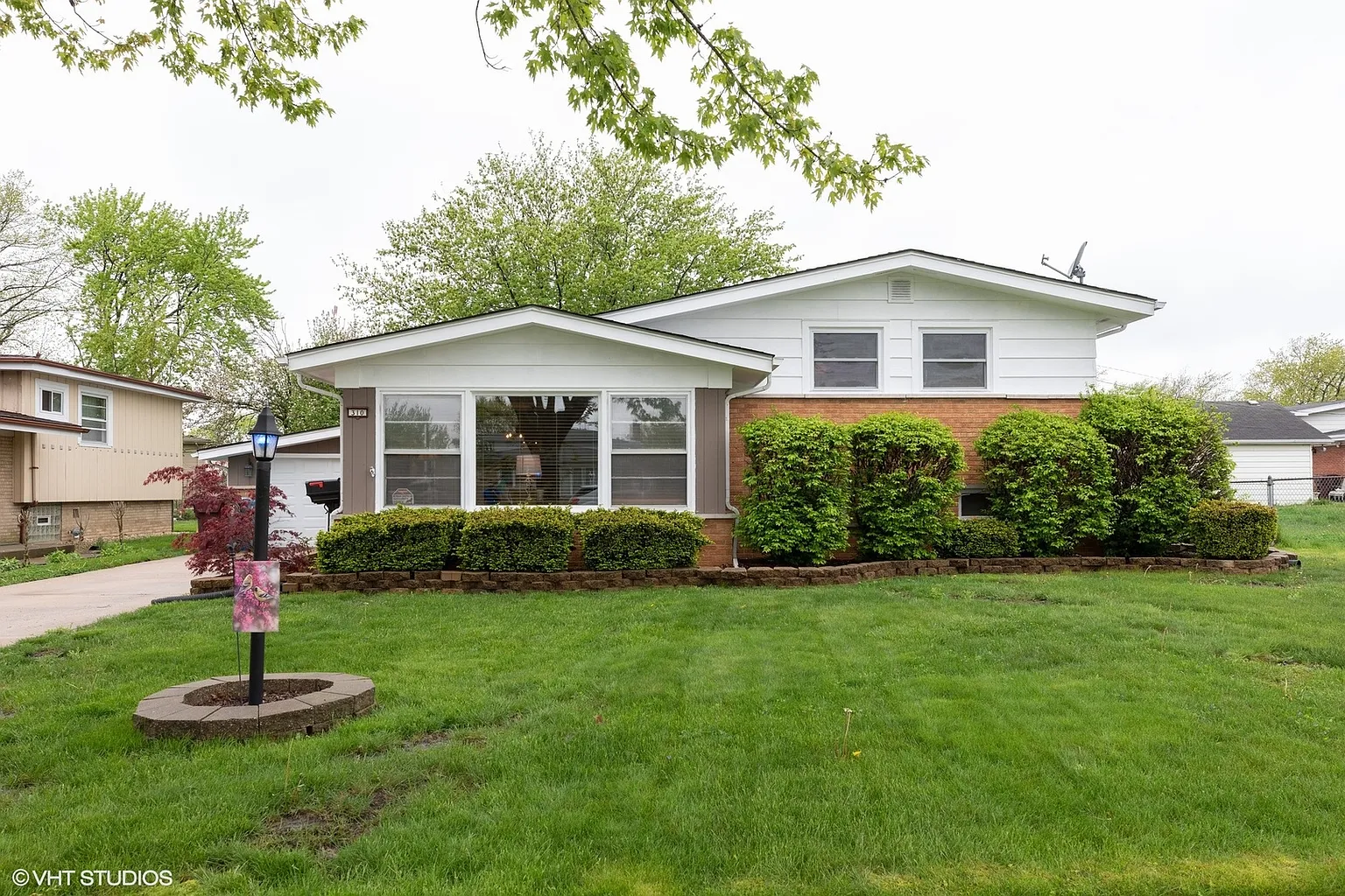 310 Homewood Ct photo 1