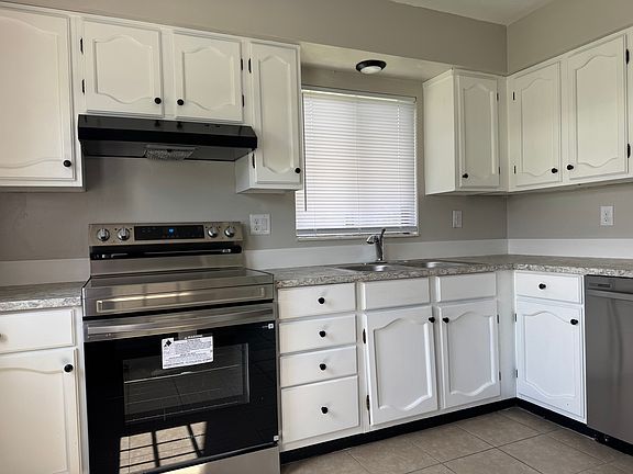 2nd image of 277 Leelon Rd